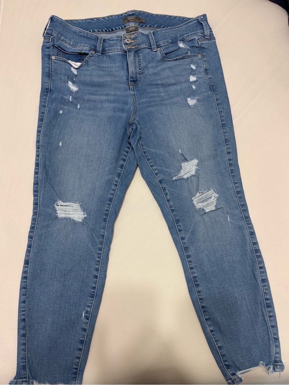 torrid Medium Blue Ripped Women's Skinny Jeans